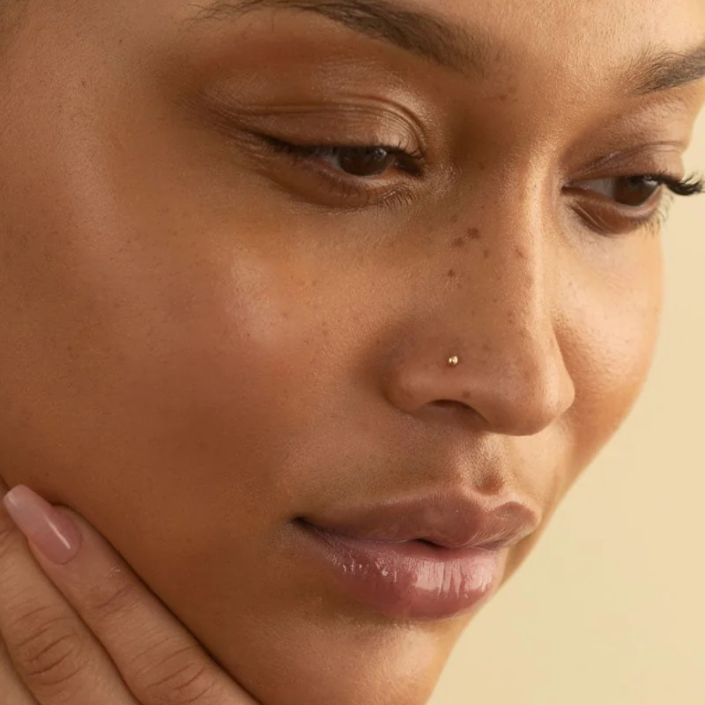 Piercing din Aur 14K pentru Nas, model Bila semirotunda 2mm, Sistem Push cu Bila 1mm - 1 | YEO