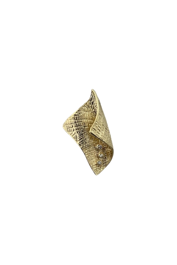 Pandantiv din Aur 14K cu Diamant – Design Unic Pliat, Leoni Cedar