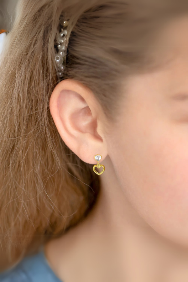 Cercei din Aur 14K pentru Adolescente, model Heart to Heart Dangle, inchidere cu Fluturas